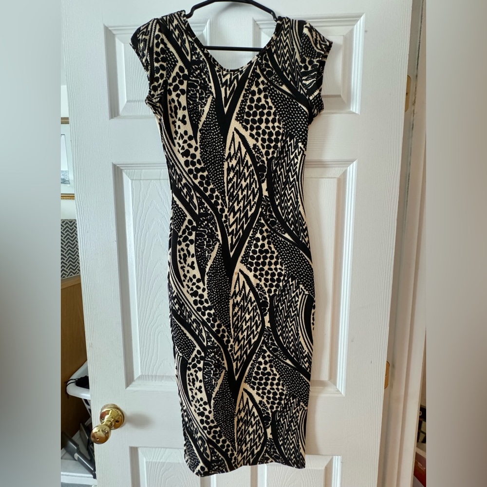 Maxi fitted dress backless- size small
